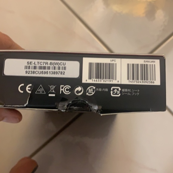 Rayz Pro smart noise cancelling earphones. - Picture 2 of 5